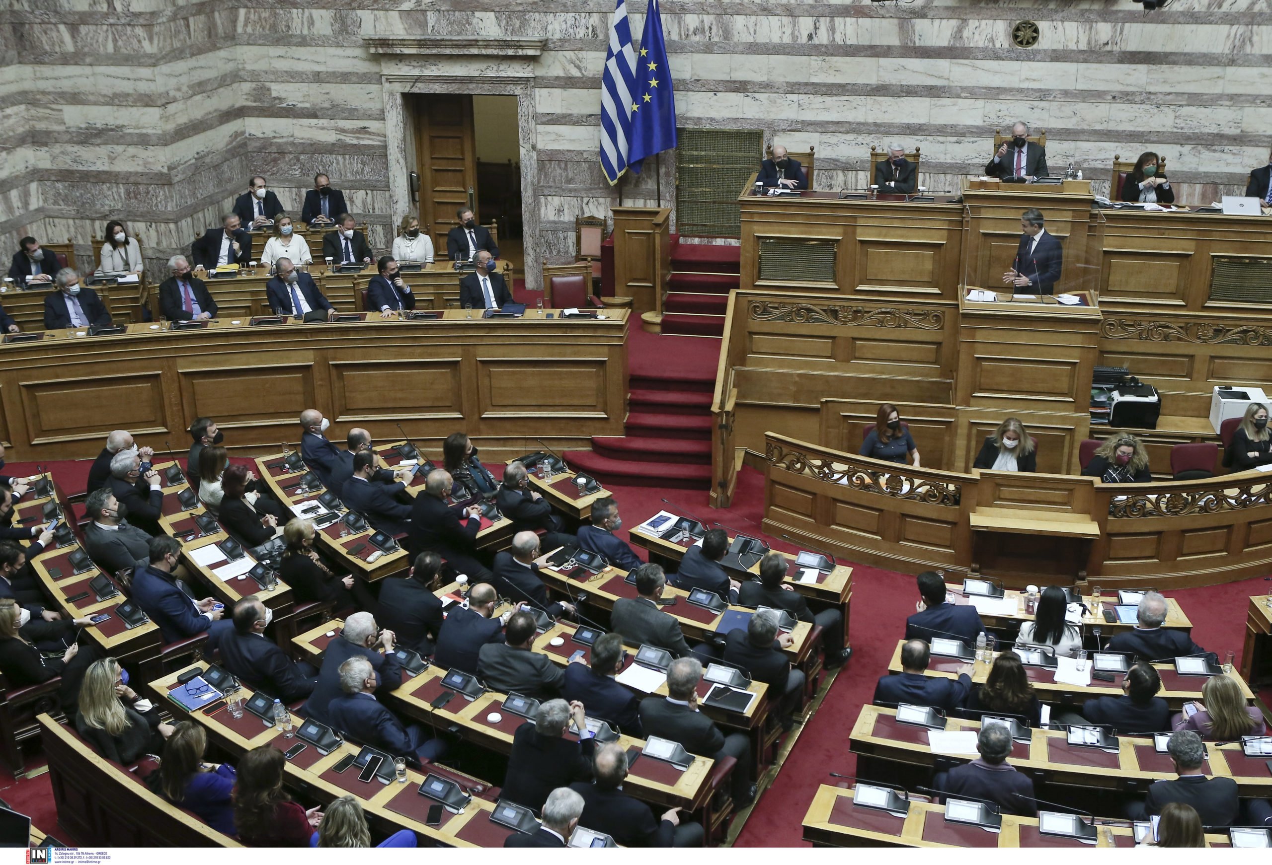 Yunanıstanda parlament seçkiləri keçirilir