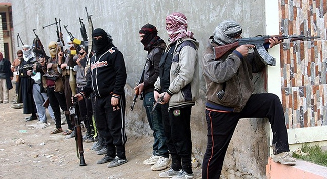 İŞİD terrorçuları İraqda iki polisi öldürüb