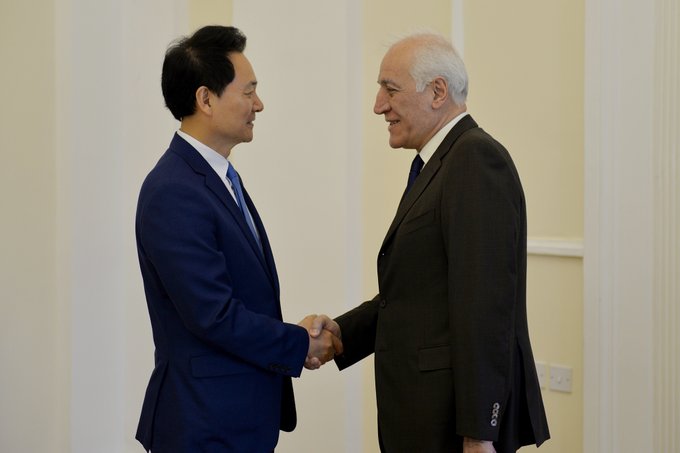 Ermənistan Koreya ilə əlaqələri gücləndirmək istəyir