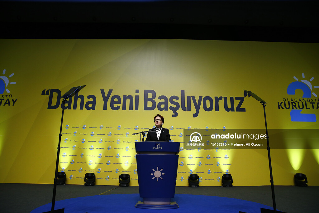 İYİ Partiya qurultaya gedir - Akşener qərar imzaladı (FOTO)