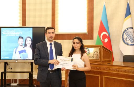 BDU-nun “Brend tələbə”ləri mükafatlandırıldı - FOTOLAR