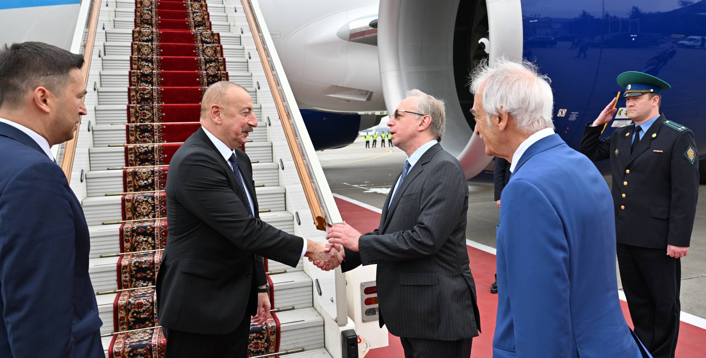 İlham Əliyev Rusiyaya GETDİ