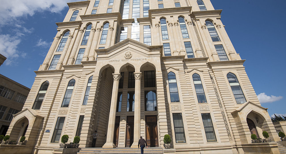 Mərkəzi Seçki Komissiyası toplaşır