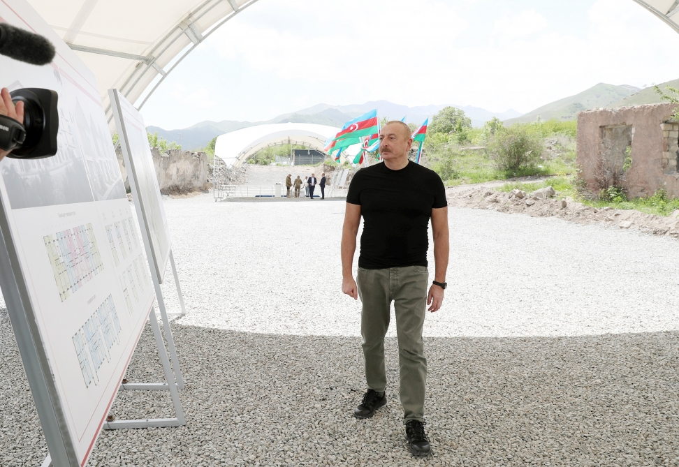Prezident Laçına səfər edib