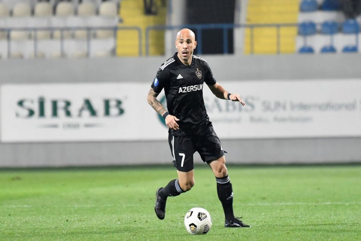 “Qarabağ” Almeyda ilə müqavilənin müddətini uzatdı