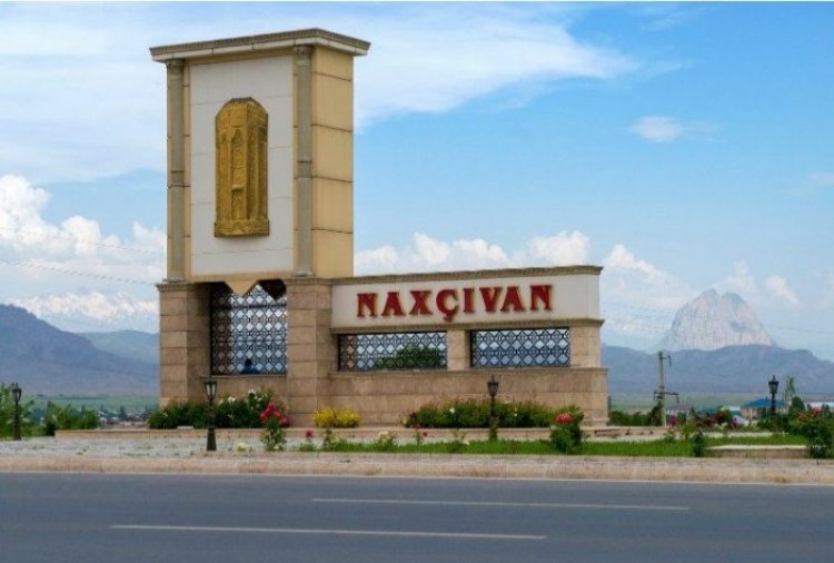 Naxçıvanın büdcəsi AZALDILIR