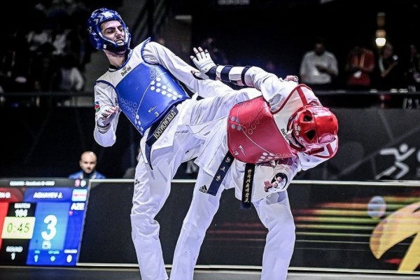 İdmançımız dünya çempionatına qələbə ilə başladı