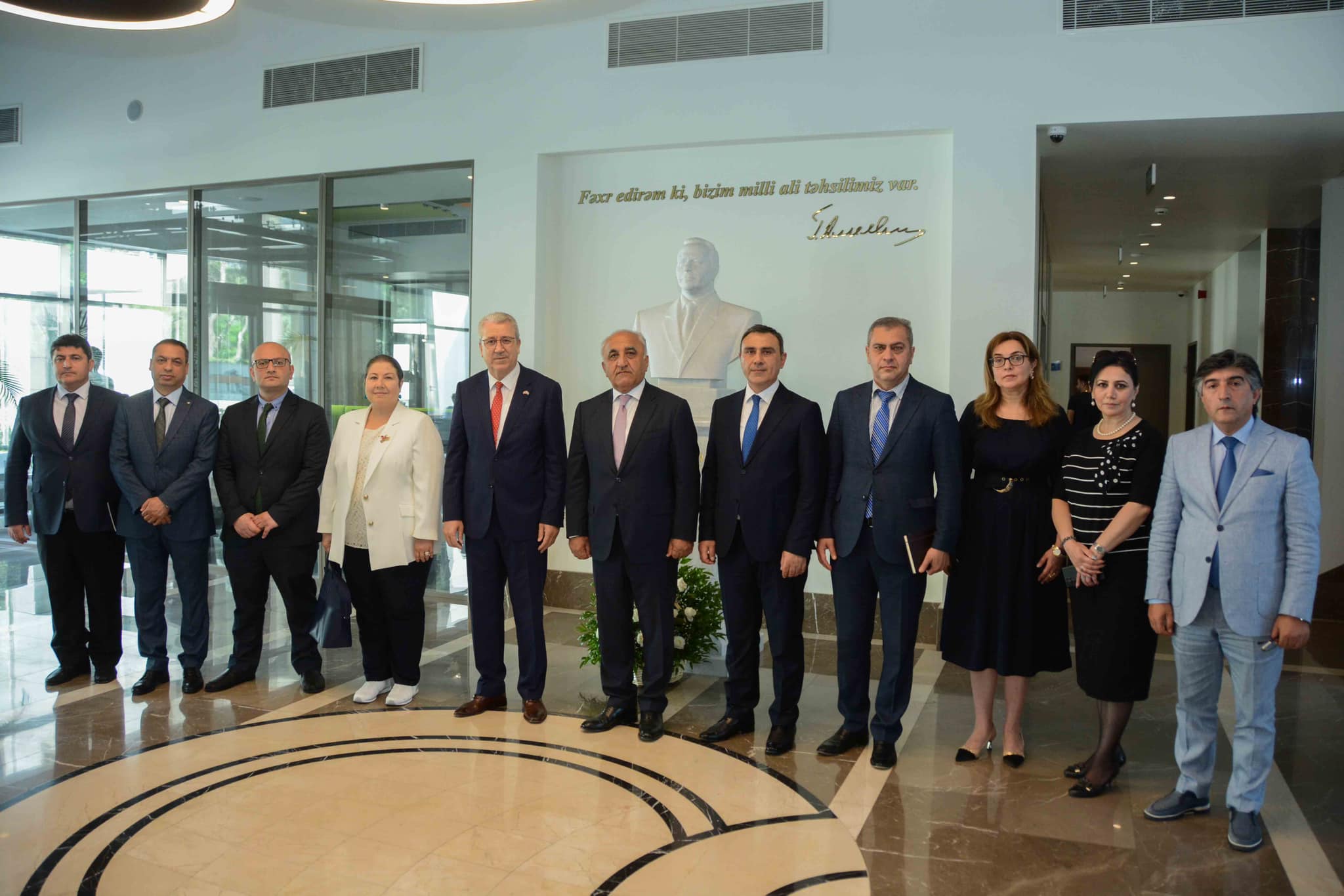 UNEC ilə Ege Universiteti ikili diplom proqramına başladı