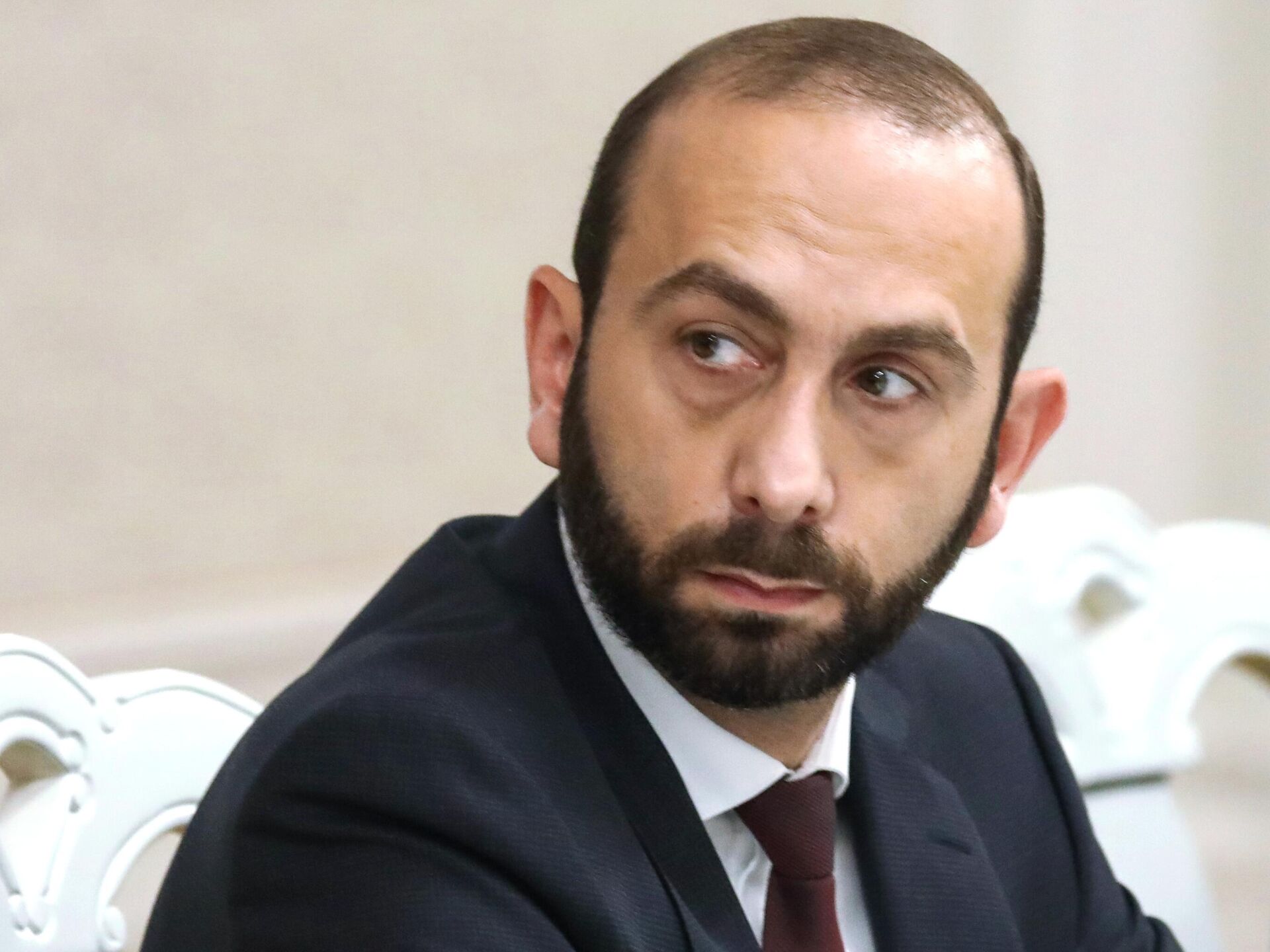 Mirzoyan Ermənistanın diplomatik əlaqələrindən DANIŞDI