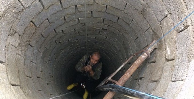 Quyuya düşən şəxs xilas olundu