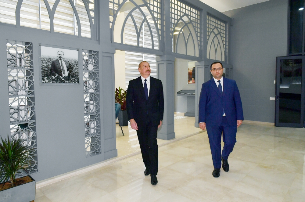Prezident nazirliyin yeni binasının açılışında - FOTOLAR