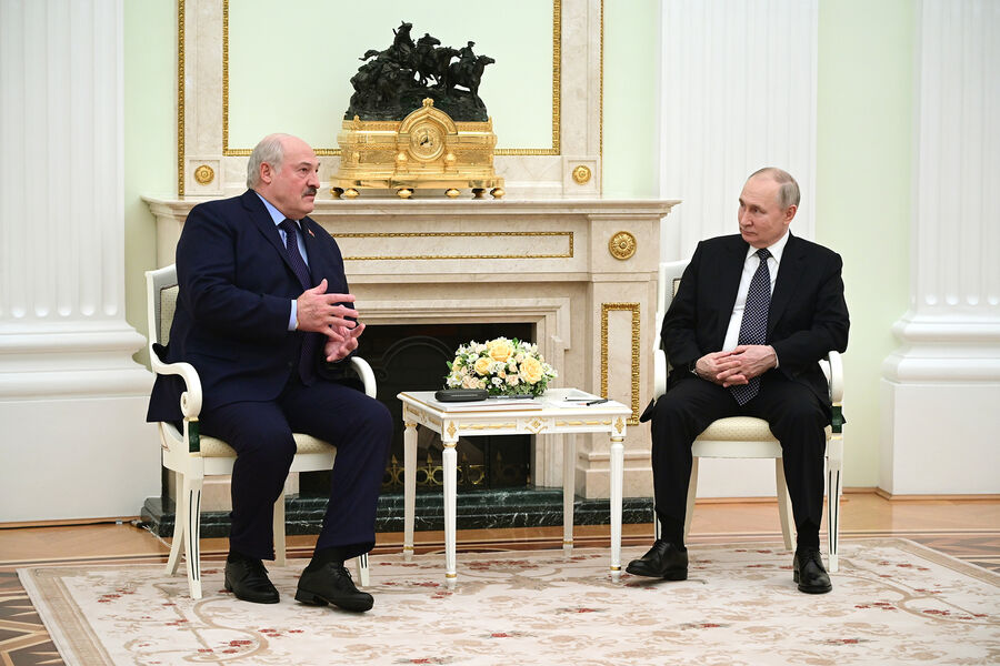 Putin Lukaşenko ilə görüşəcək