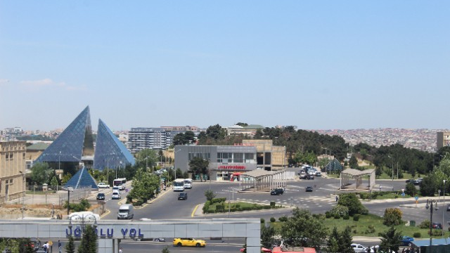 Avtovağzalın qarşısında təhlükəsiz hərəkət təmin edildi