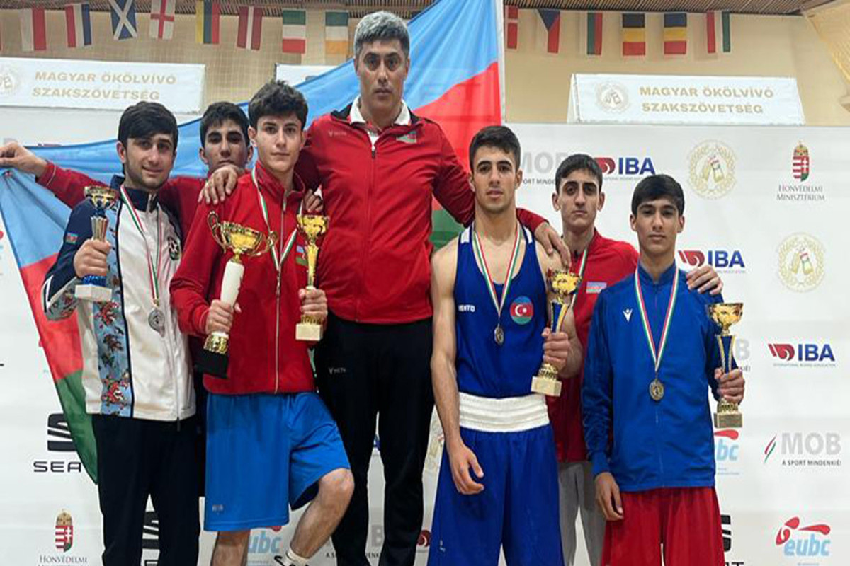 Boksçularımız Macarıstanda 10 medal qazandı