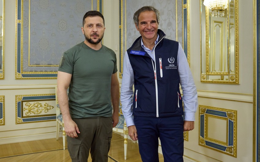 Qrossi Zelenski ilə danışıqlar apardı 