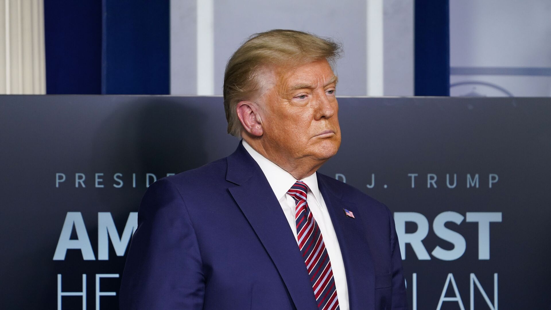 Donald Trampa bəraət verildi