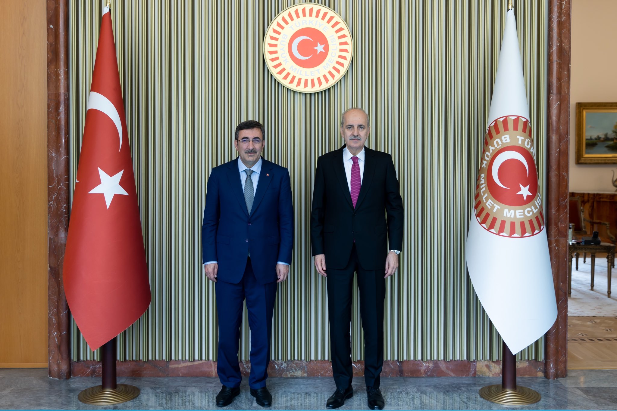 Kurtulmuş vitse-prezidentlə görüşdü