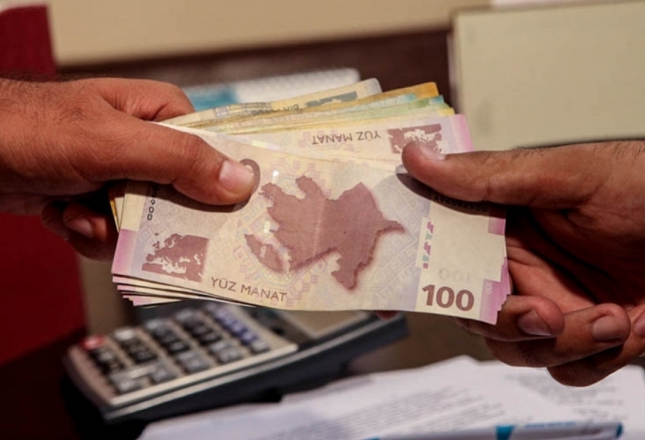 Muzdla çalışanlarda orta aylıq əməkhaqqının məbləği açıqlandı