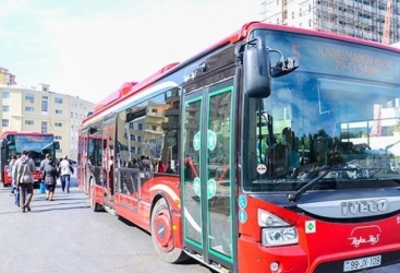 Bakıda 178 avtobus ünvana gecikir 