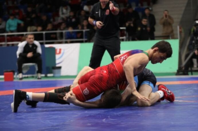 Güləşçilərimiz Albaniyada 4 medal qazandı 