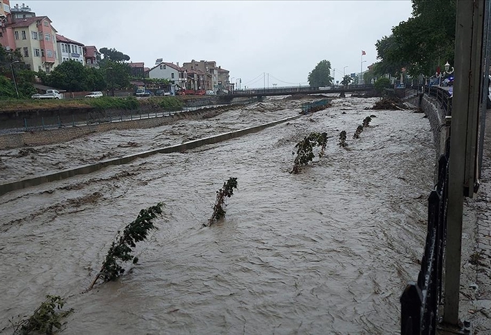 Selə görə 24 nəfər köməksiz vəziyyətdə qaldı 
