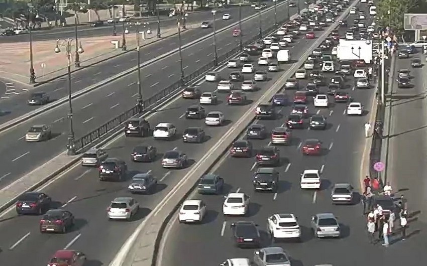 Hazırda tıxac olan yolların SİYAHISI