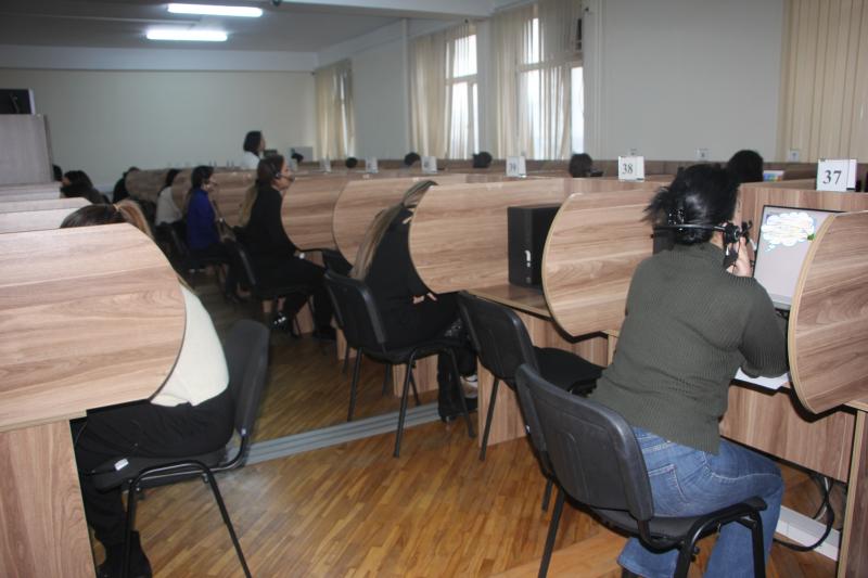Danışıq bloku üzrə imtahanlar başa çatır