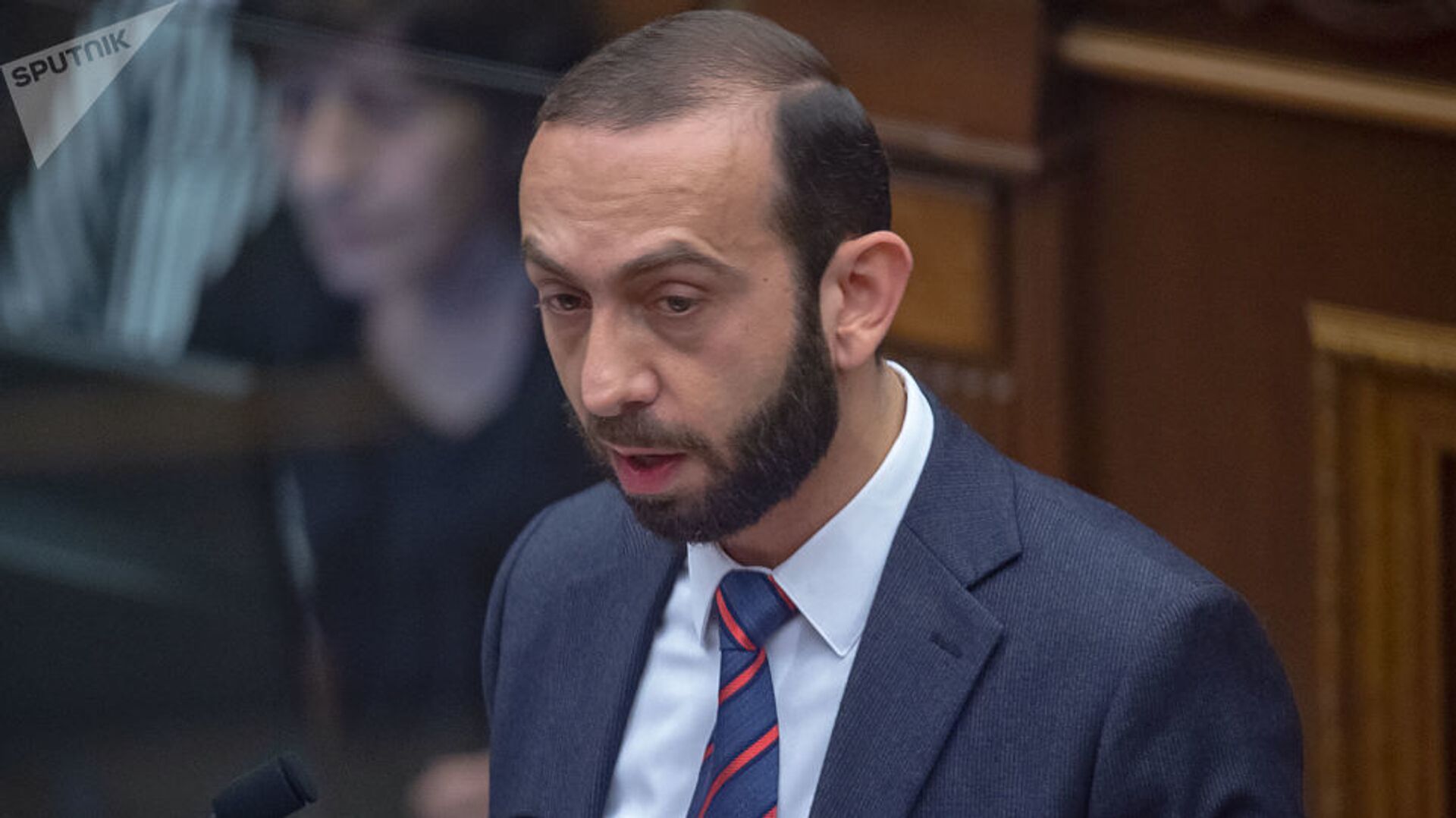 Mirzoyan Belarusa gedir