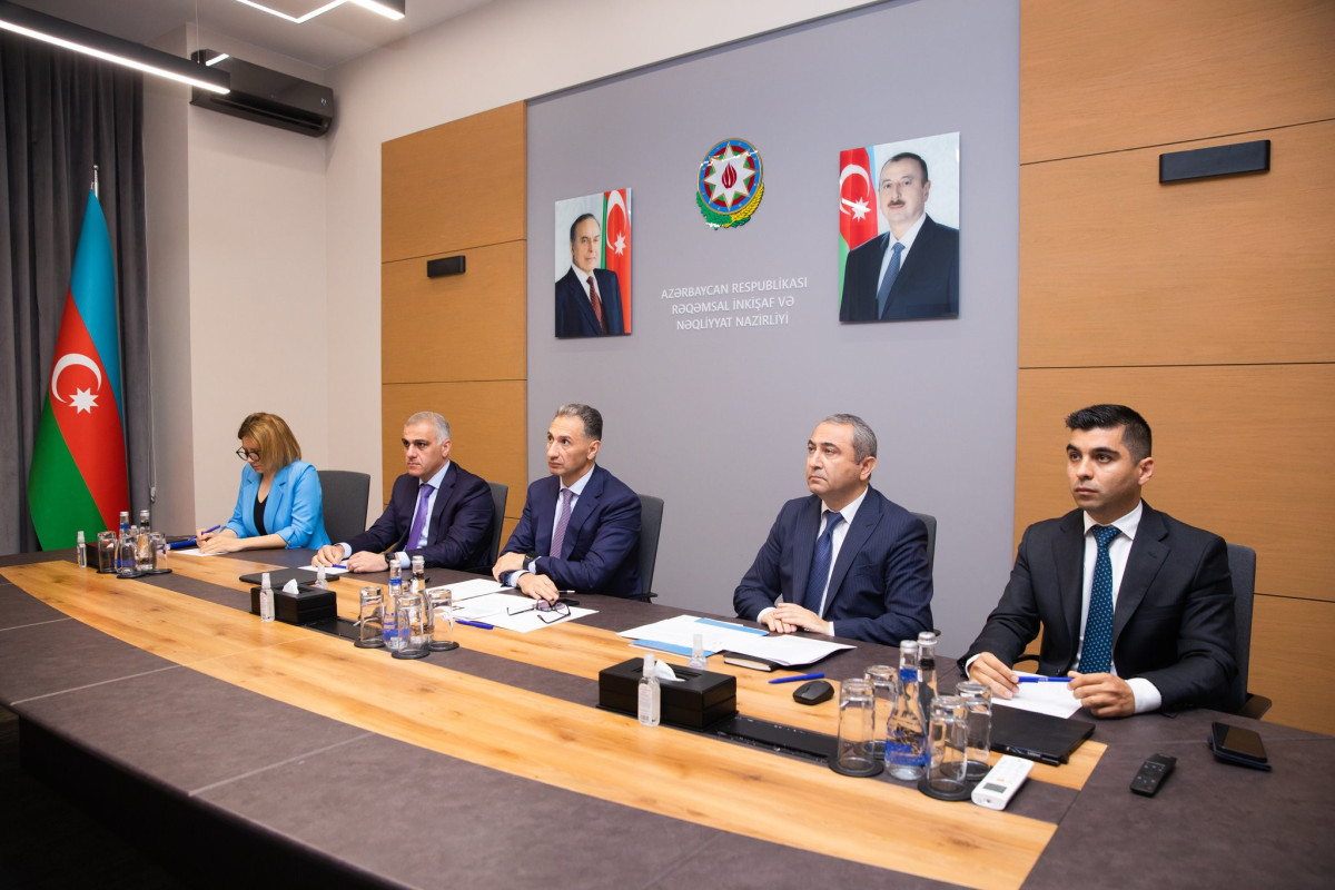 Rəşad Nəbiyev “Bolt”un prezidenti ilə görüşdü - FOTO