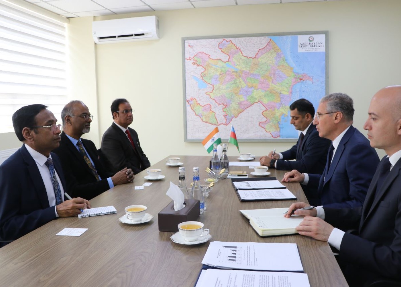 Muxtar Babayev Hindistan səfiri ilə görüşüb