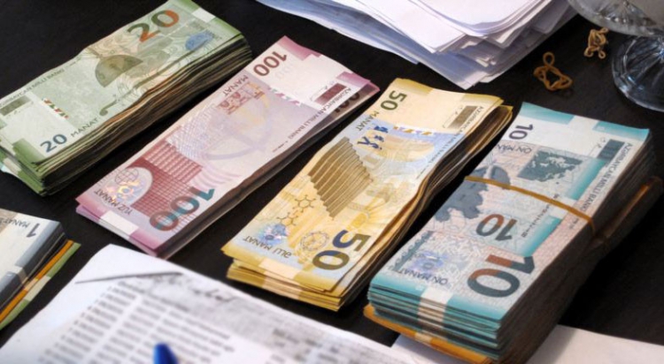 Manatın nominal məzənnəsi 5%-dən çox artıb
