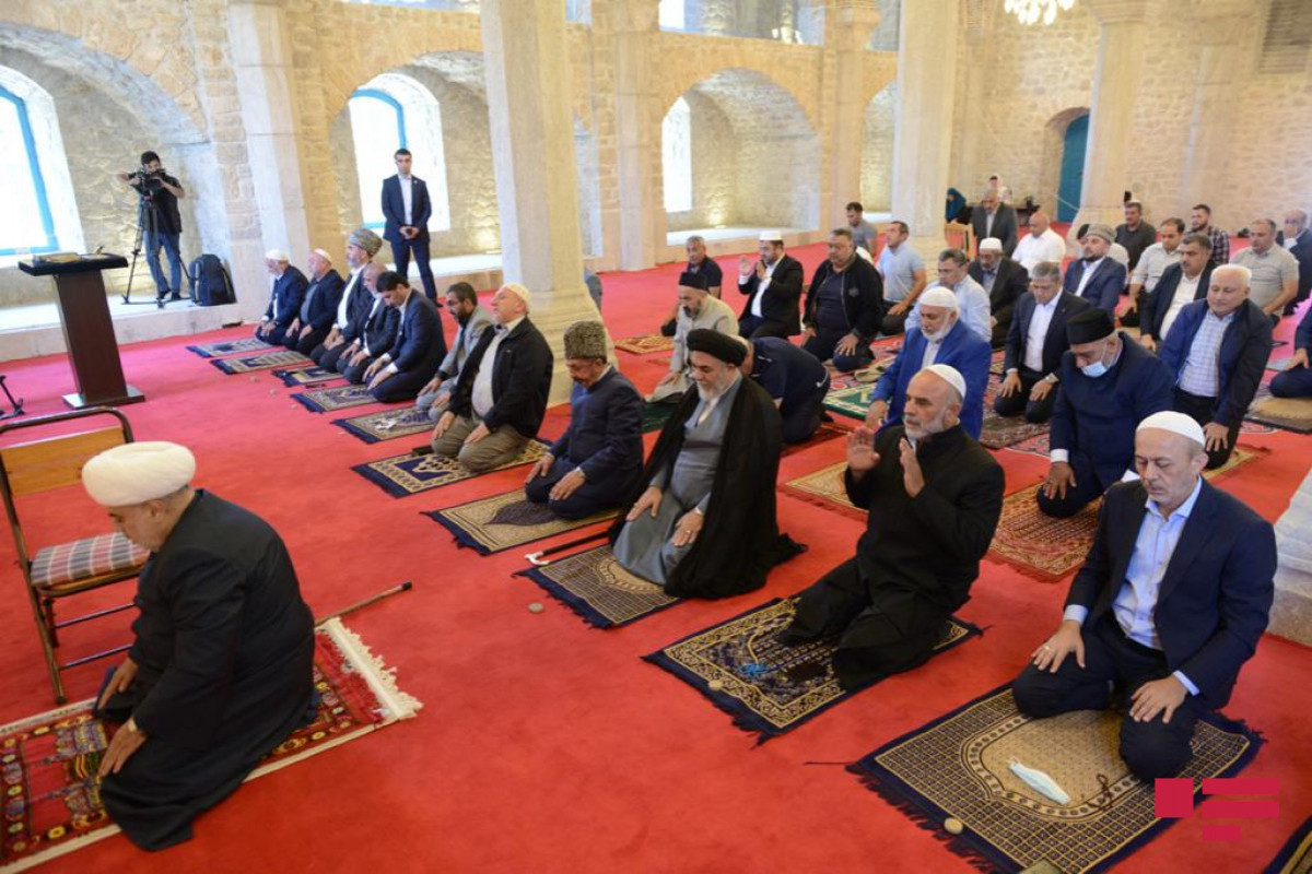 Azərbaycanda 181 din xadiminin fəaliyyətinə xitam verilib 