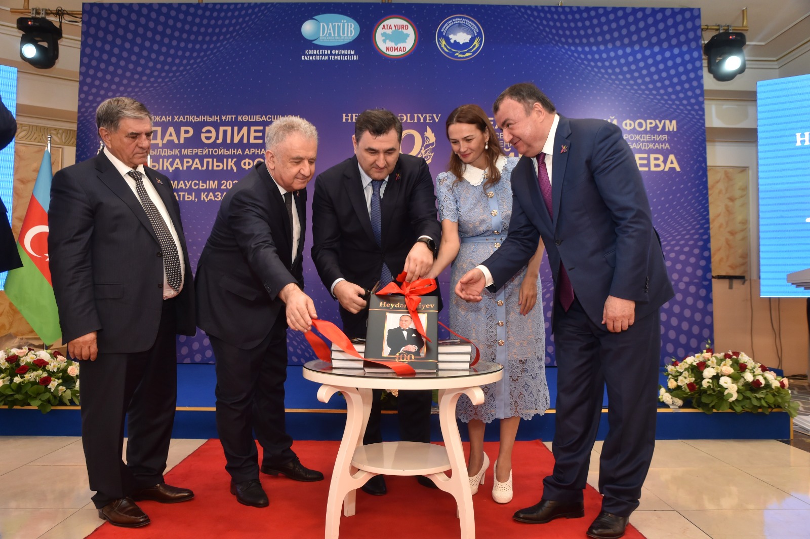 Almatıda Heydər Əliyevin 100 illiyinə həsr olunan forum - FOTO