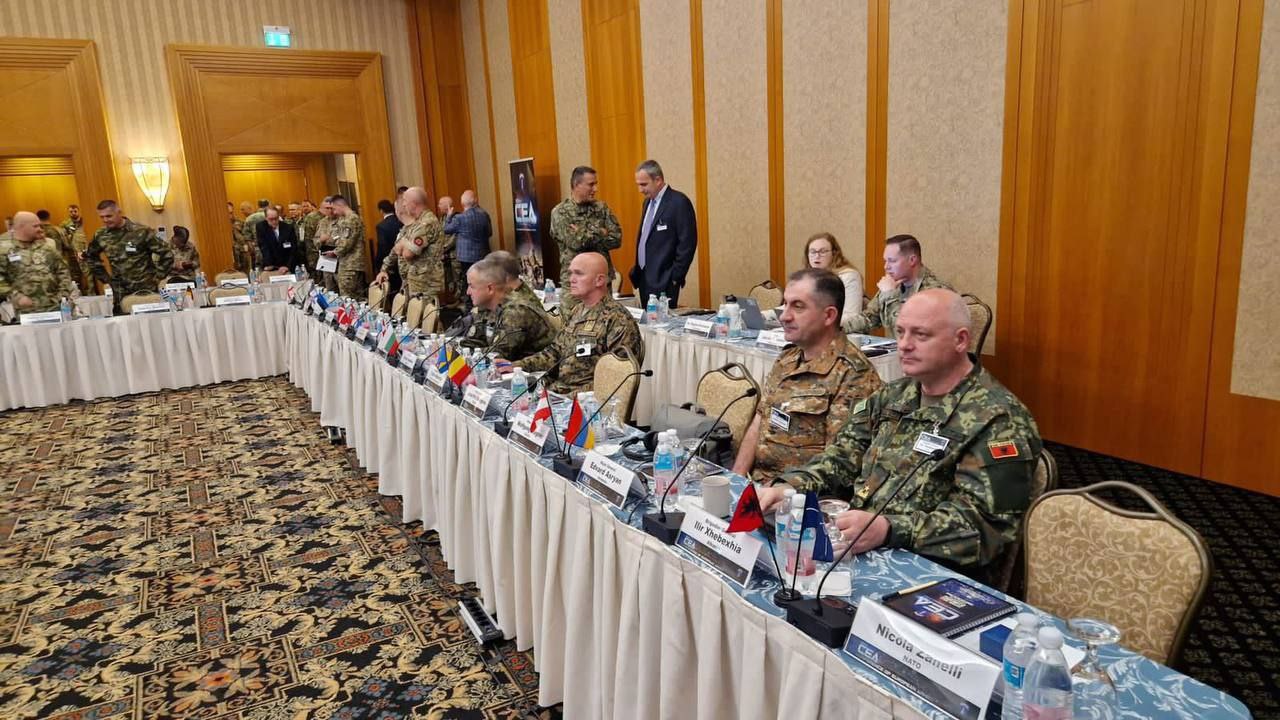 ABŞ və Ermənistan generalları bir arada