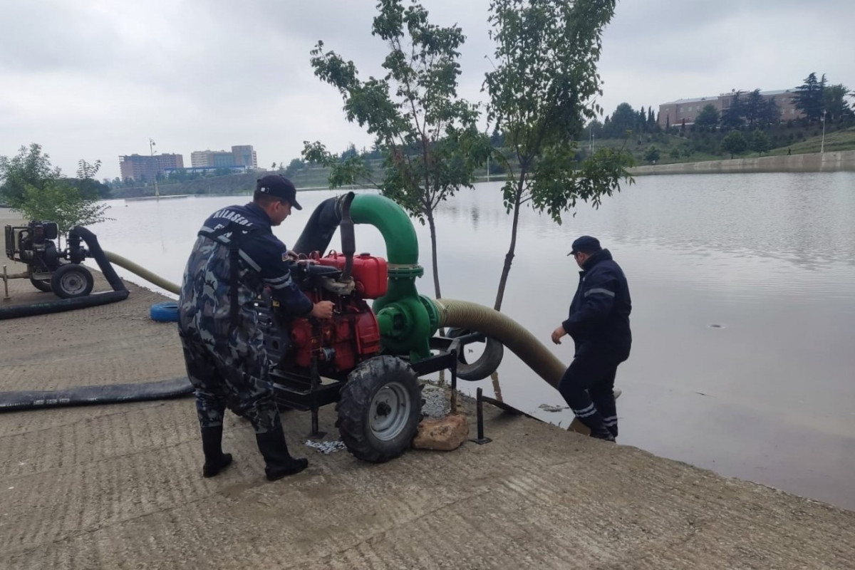 Gəncə və Göygöldə su basan ərazilərdə tədbirlər görülür - VİDEO