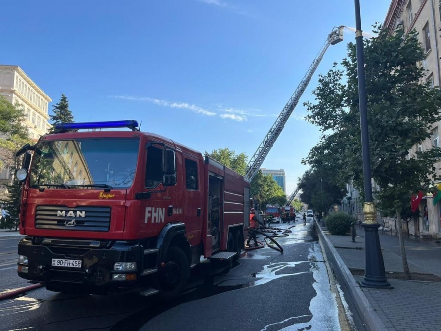 İnşaatçılardakı yanğının təfərrüatı - Səbəb sonra açıqlanacaq