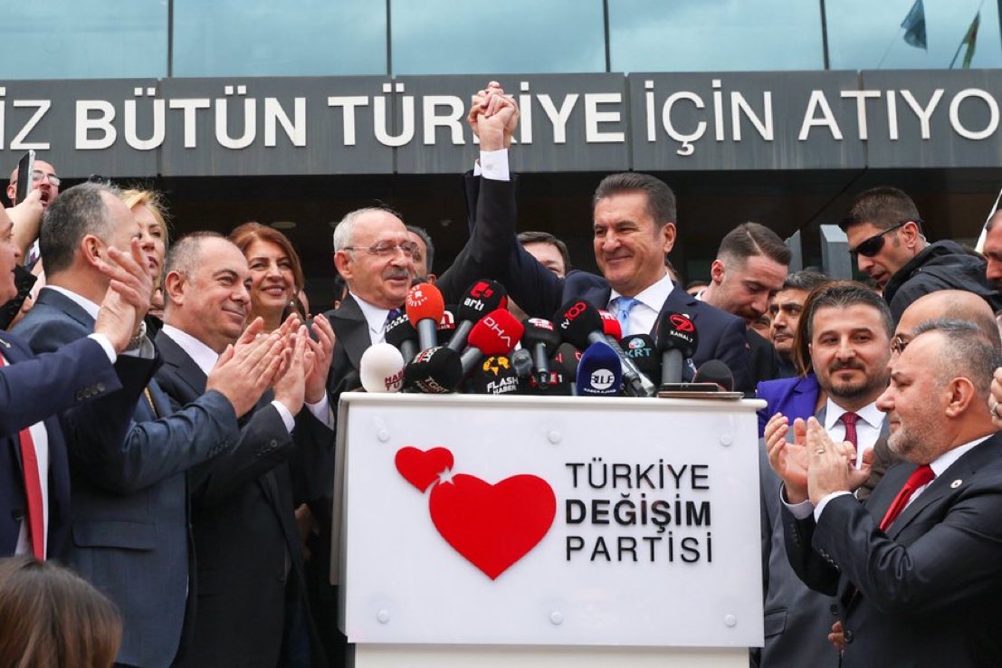 Sarıgülün partiyası rəsmən CHP-yə birləşdi - YENİLƏNİB