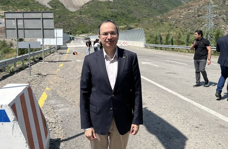 Pakistan səfiri Laçın sərhəd-keçid məntəqəsində - FOTO