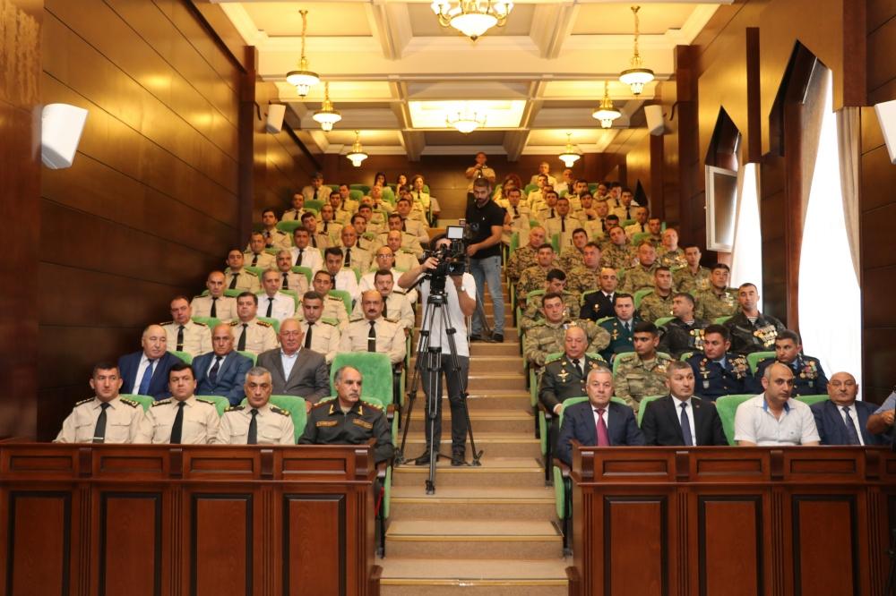 Xanlar Vəliyev qazilərlə görüşdü - FOTOLAR