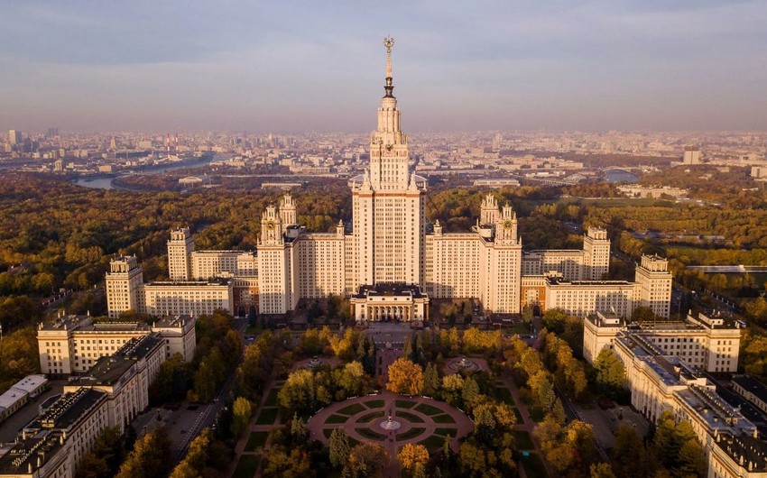 Moskvada universitetlər distant təhsilə KEÇİR