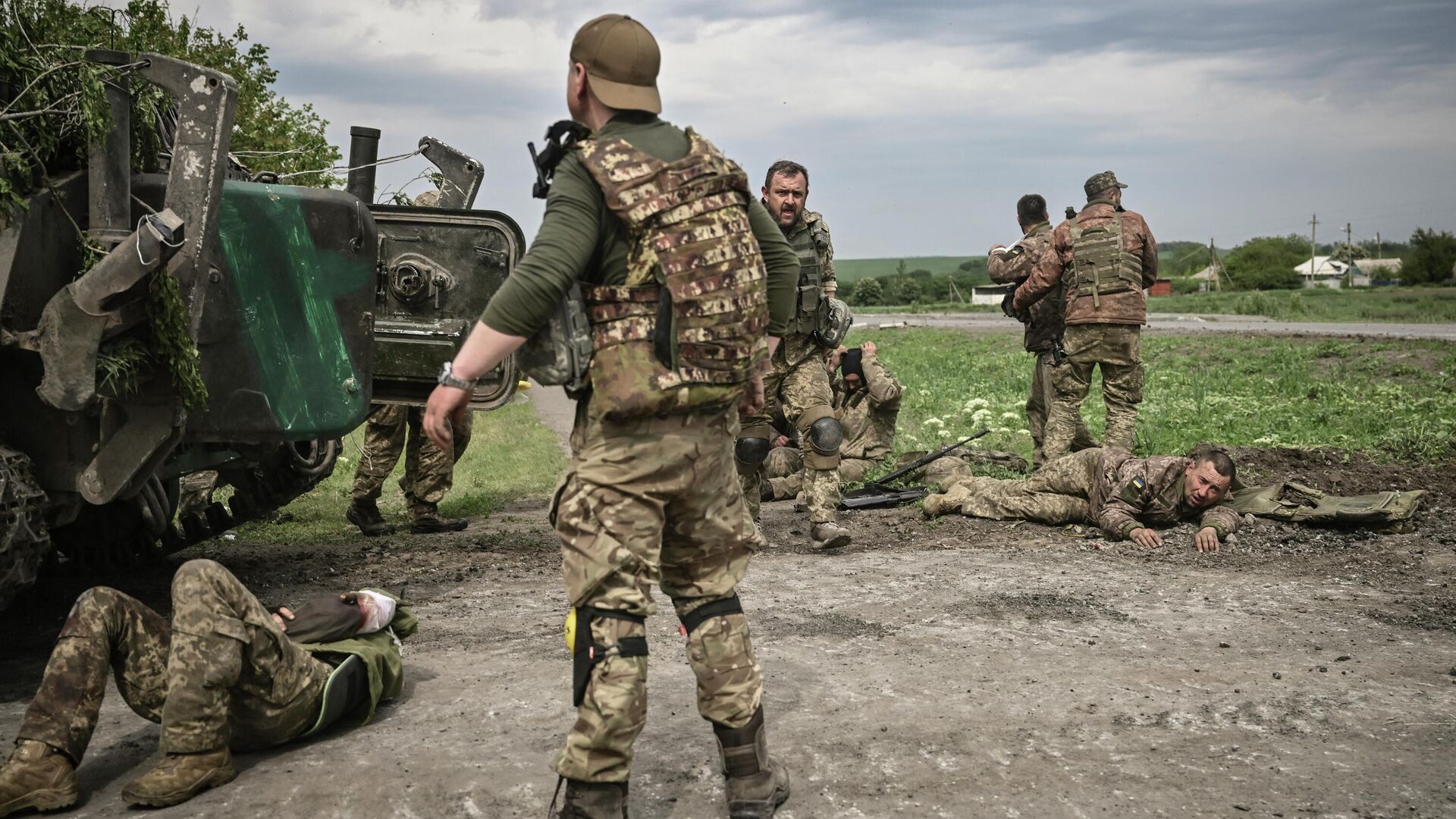 Ukrayna ordusu bir neçə istiqamətdə hücuma keçib