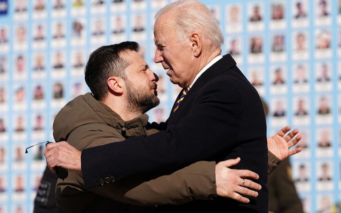 Bayden Zelenski ilə Rusiyadakı vəziyyəti müzakirə etdi 
