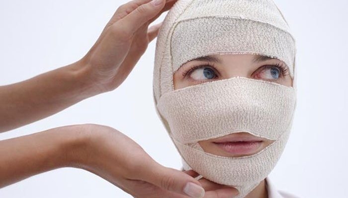 Yaşı 65-i keçənlər də estetik əməliyyat üçün müraciət edir - Tanınmış cərrah