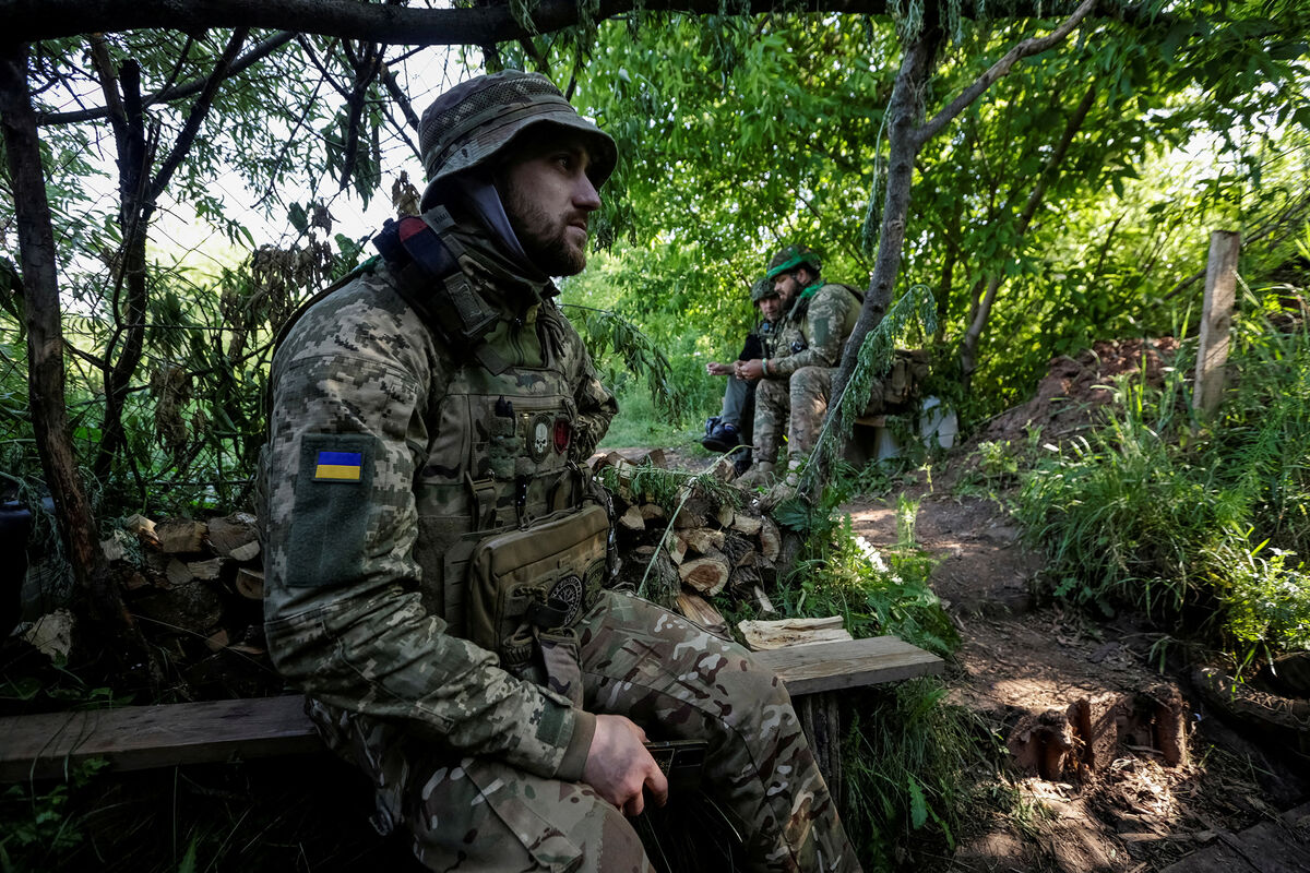 Ukrayna əks-hücumda ciddi uğur əldə etməyib - NATO generalı 