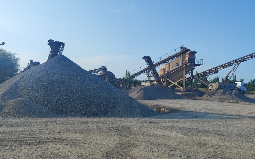 3 rayonda qanunsuz qum-çınqıl daşınması müəyyən edilib