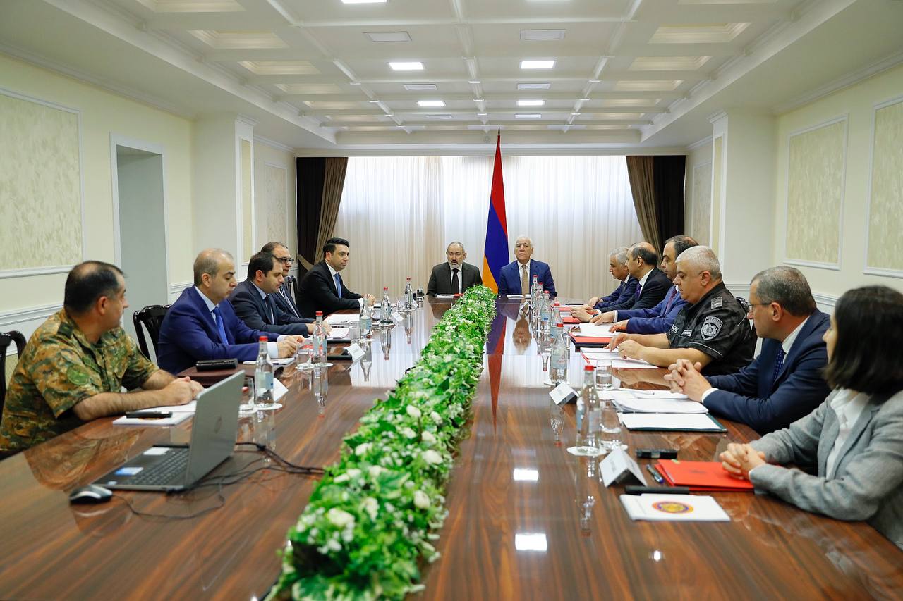 Paşinyan Təhlükəsizlik Şurasını TOPLADI