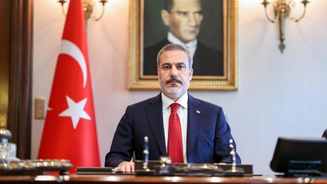 Hakan Fidan səudiyyəli həmkarı ilə danışıqlar apardı 