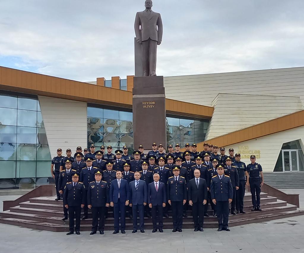 Yaşı əsrdən böyük Azərbaycan Polisi