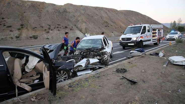Bayram günlərində 12 nəfər yol qəzasında ölüb