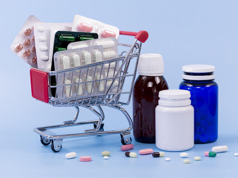 Dərmanlar niyə aylarla gömrükdə qalır? - AÇIQLAMA